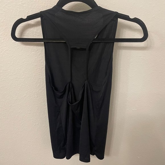 Reebok Womens Workout Black Tank Size Small - Picture 2 of 3